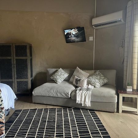 Simba Safaris African Pride Exotic Lodge Lephalale Экстерьер фото