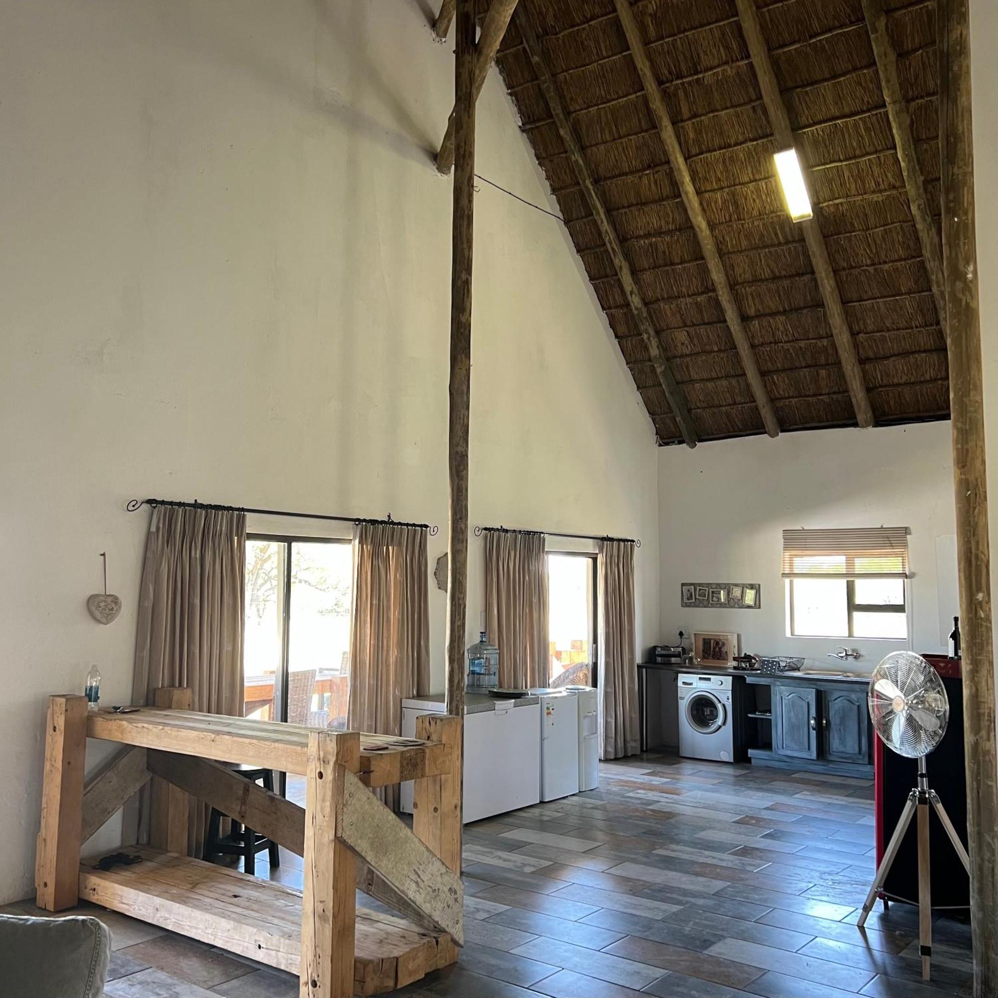Simba Safaris African Pride Exotic Lodge Lephalale Экстерьер фото